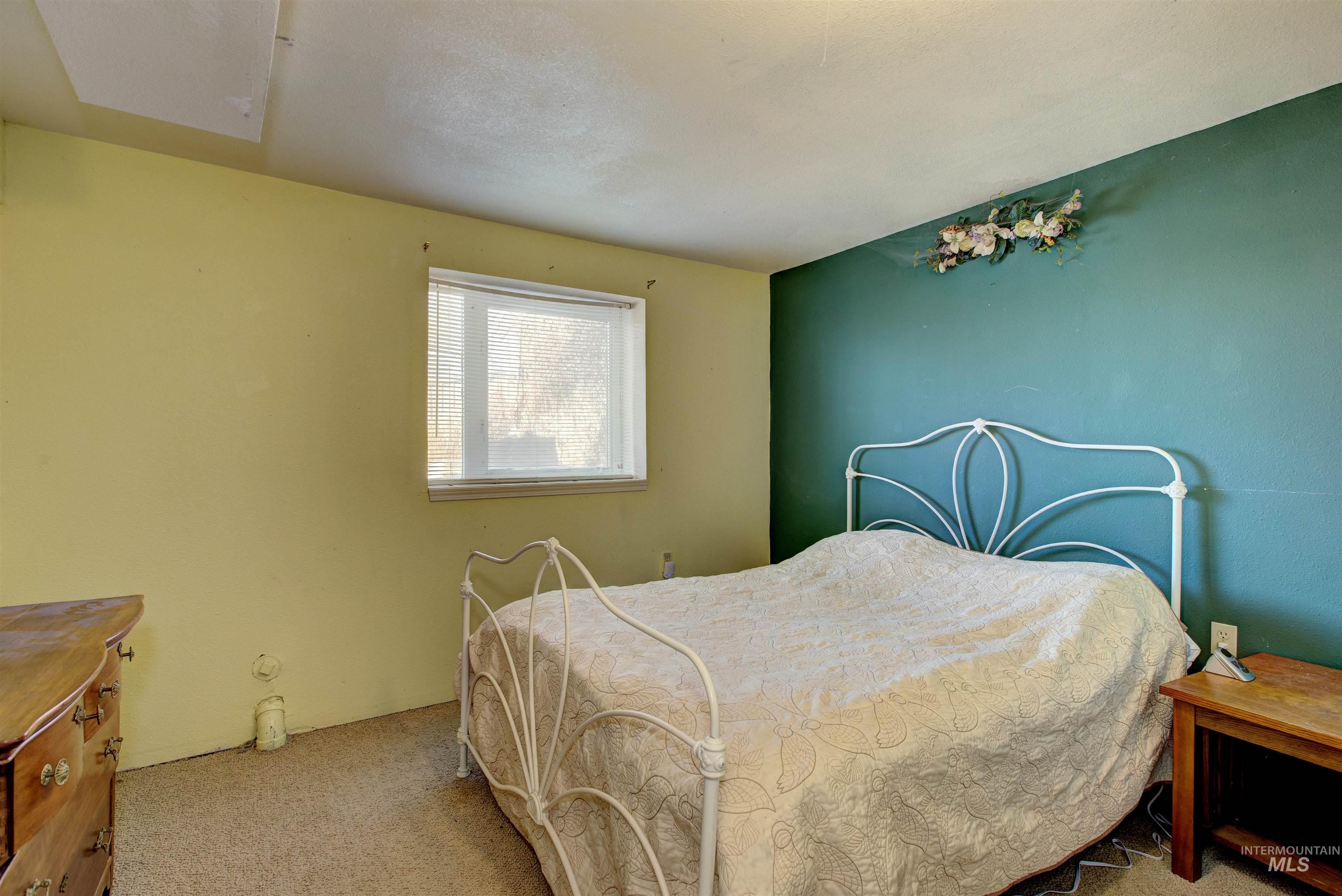 695 Totem Dr Property Photo 17