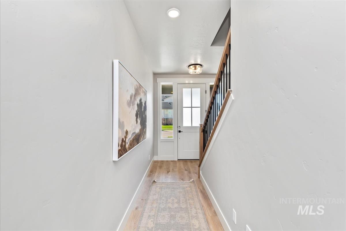 6672 W Los Flores Dr Property Photo 3