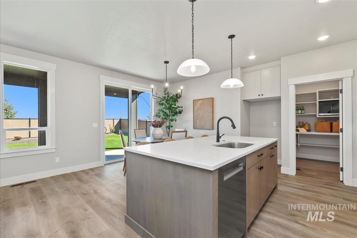 6672 W Los Flores Dr Property Photo 12