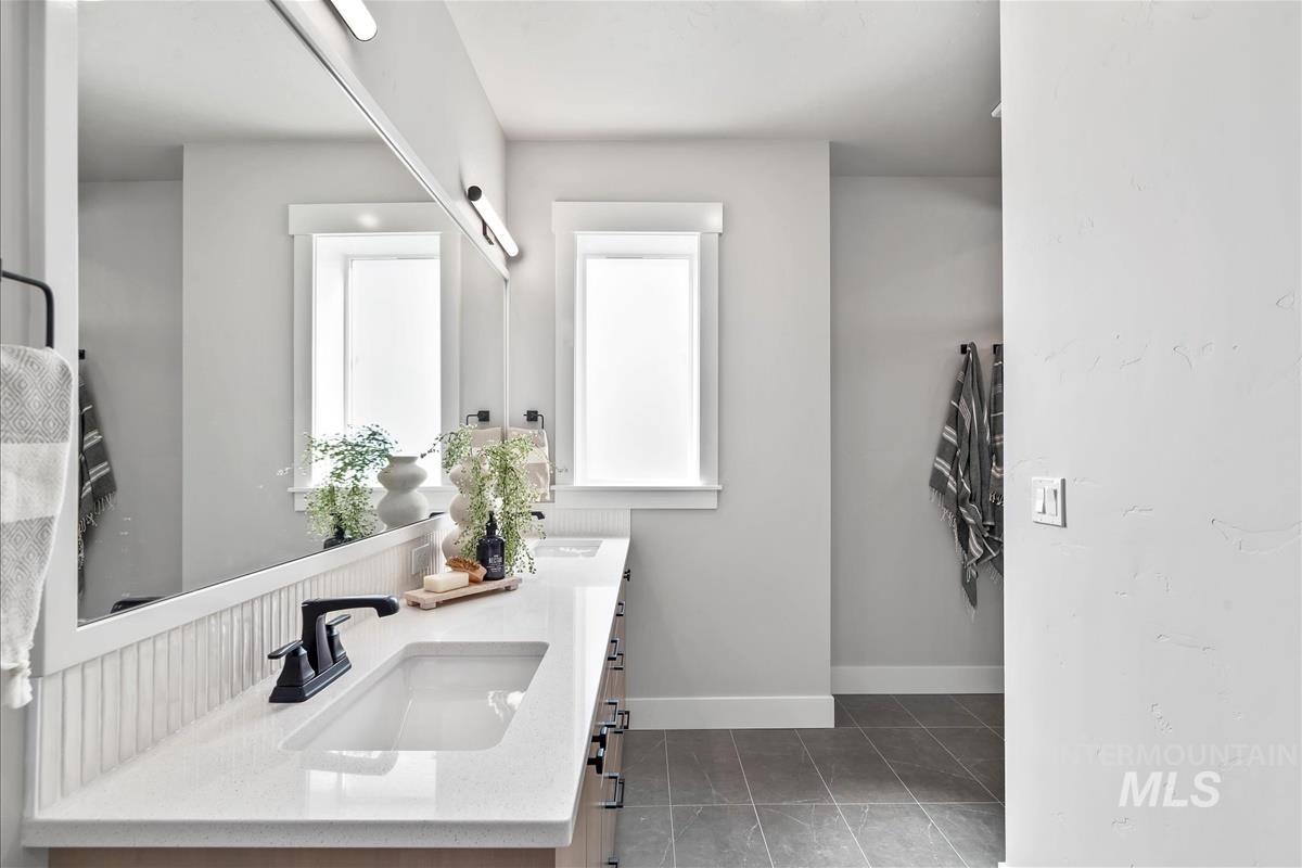 6672 W Los Flores Dr Property Photo 26