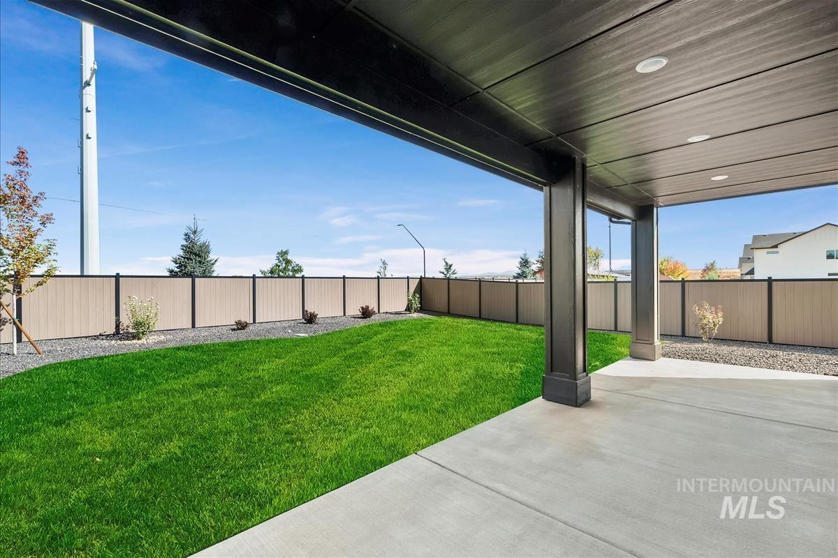 6672 W Los Flores Dr Property Photo 33