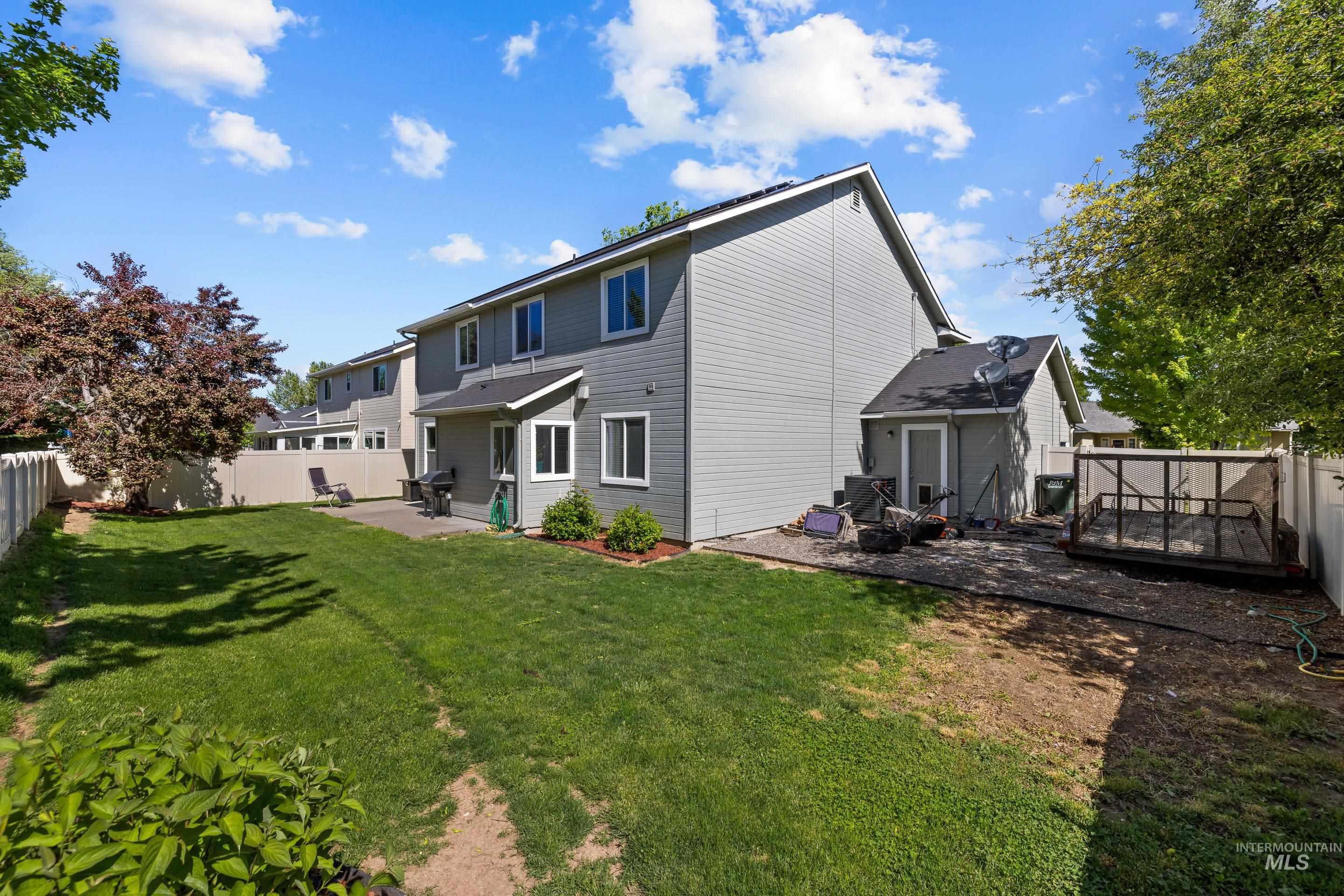 2145 W Quilceda Property Photo 23