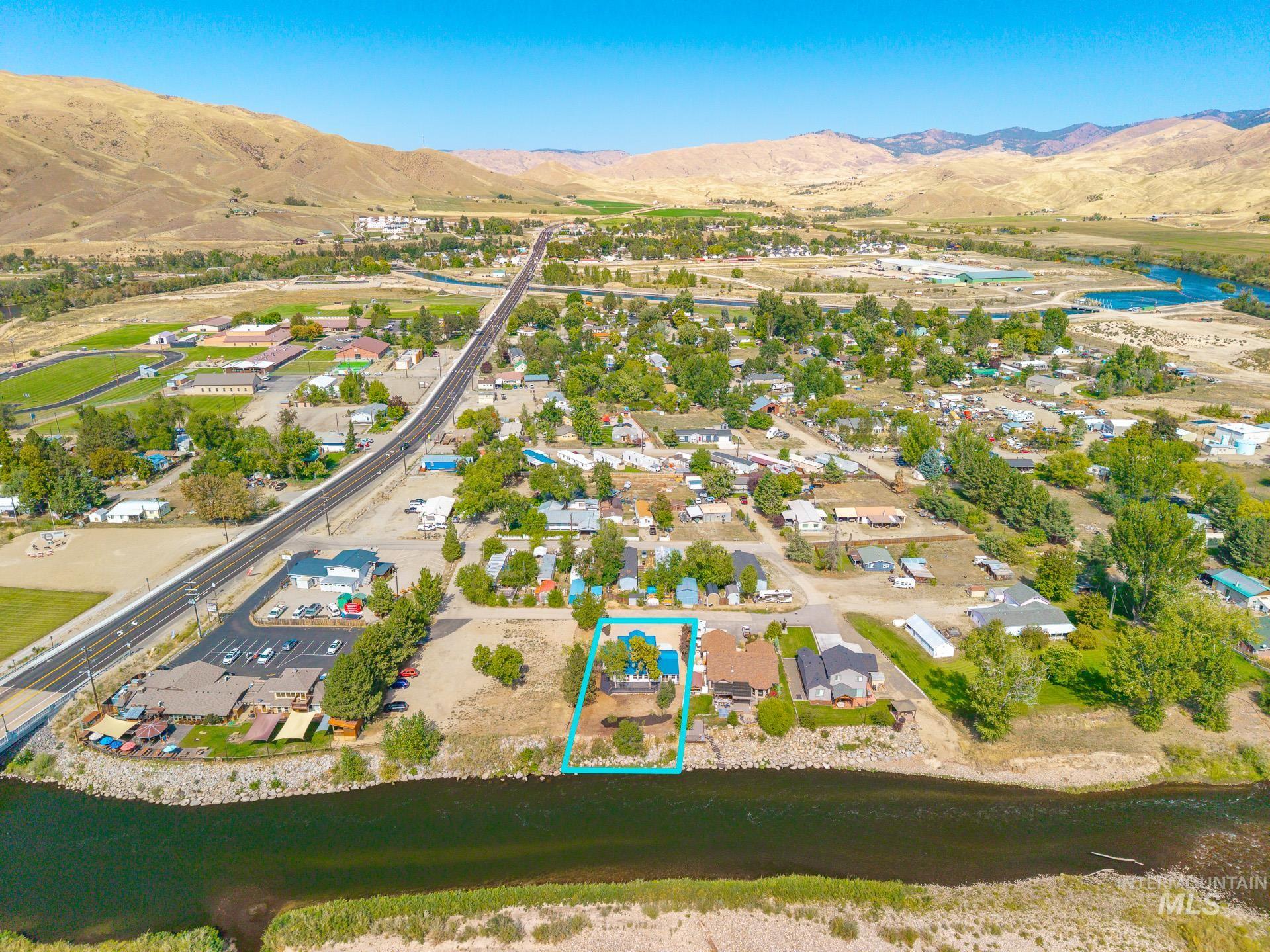 115 Payette River Ave Property Photo 15
