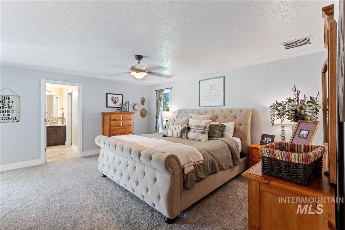 11851 Hensen Dr Property Photo 17