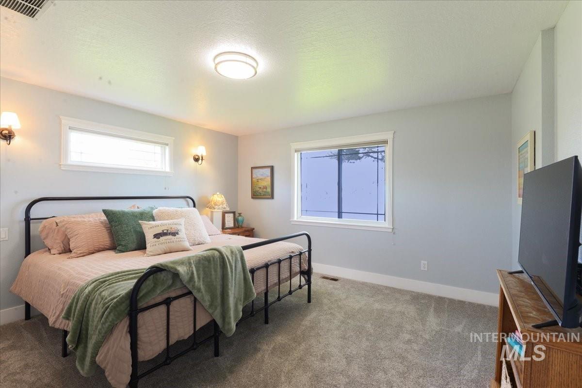 11851 Hensen Dr Property Photo 22