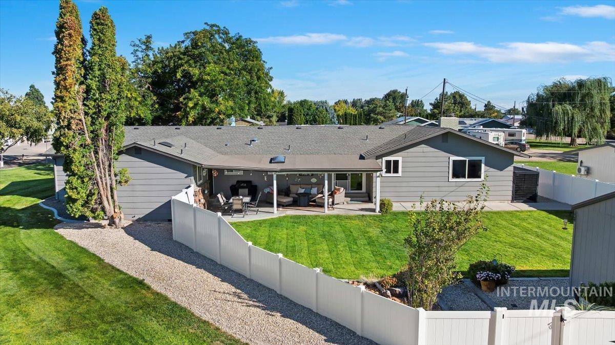 11851 Hensen Dr Property Photo 33