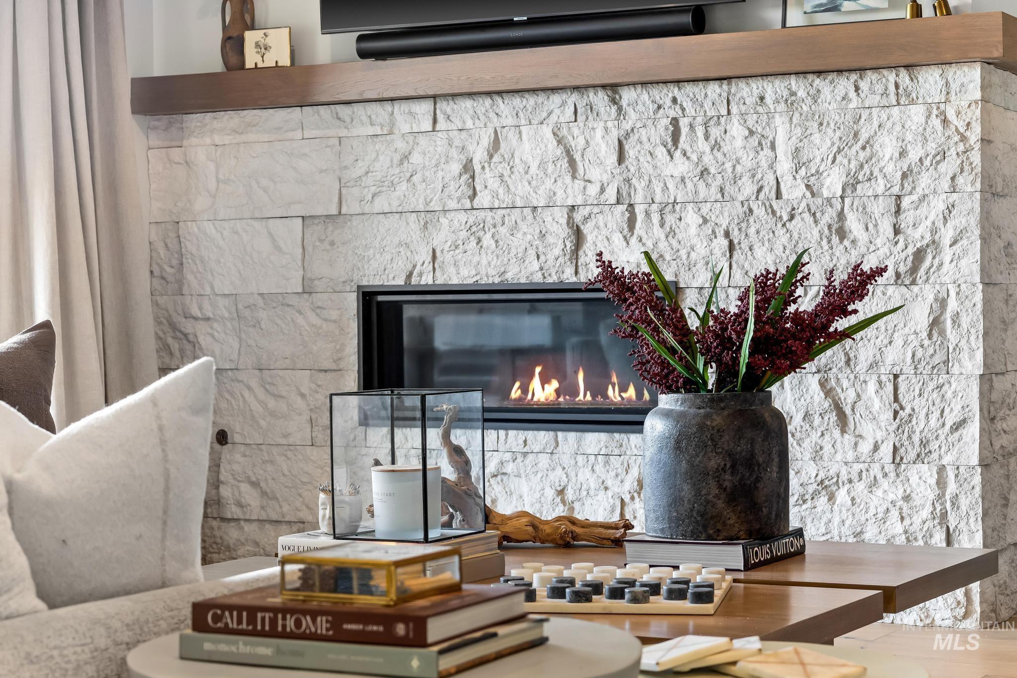 909 E Joplin Lane Property Photo 12