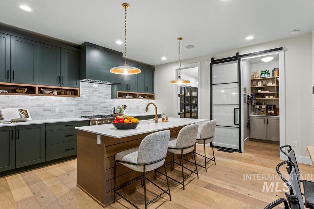 909 E Joplin Lane Property Photo 13