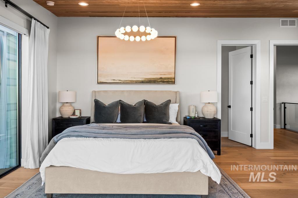 909 E Joplin Lane Property Photo 26