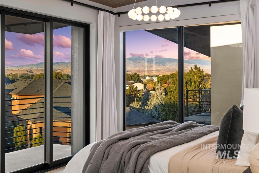 909 E Joplin Lane Property Photo 28