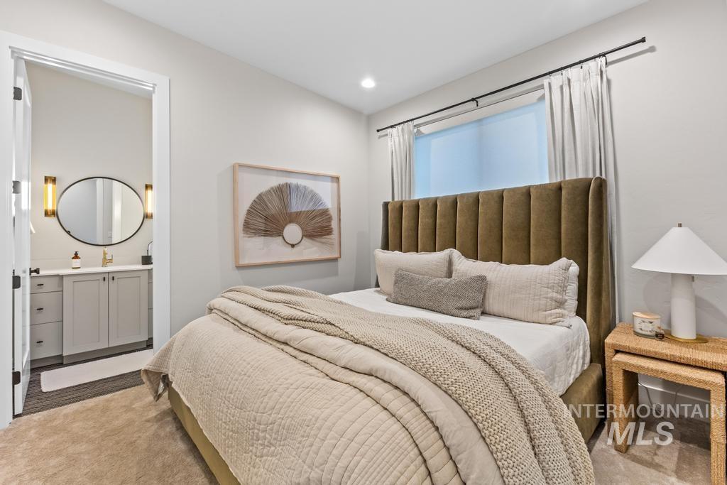 909 E Joplin Lane Property Photo 36