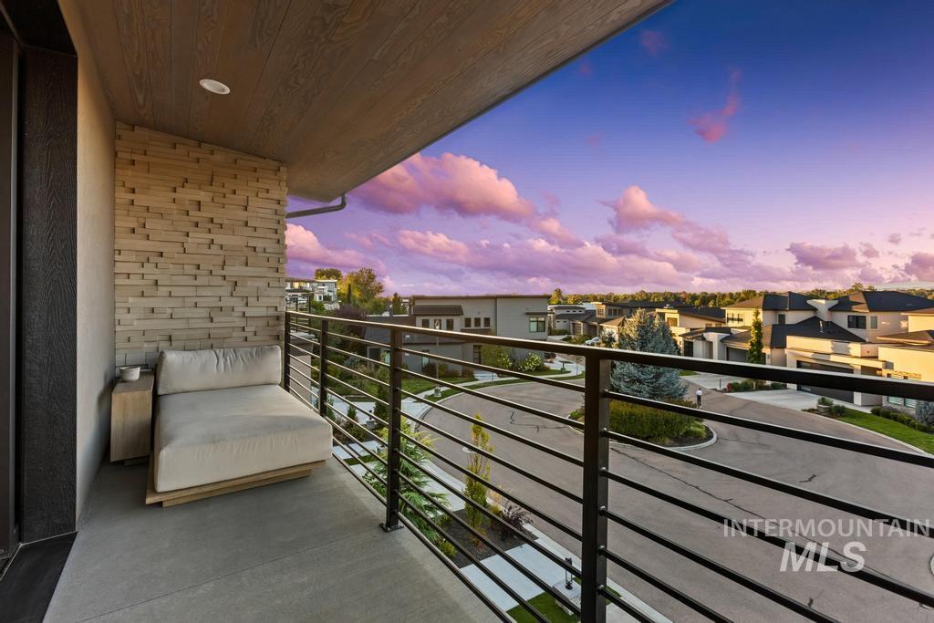 909 E Joplin Lane Property Photo 43