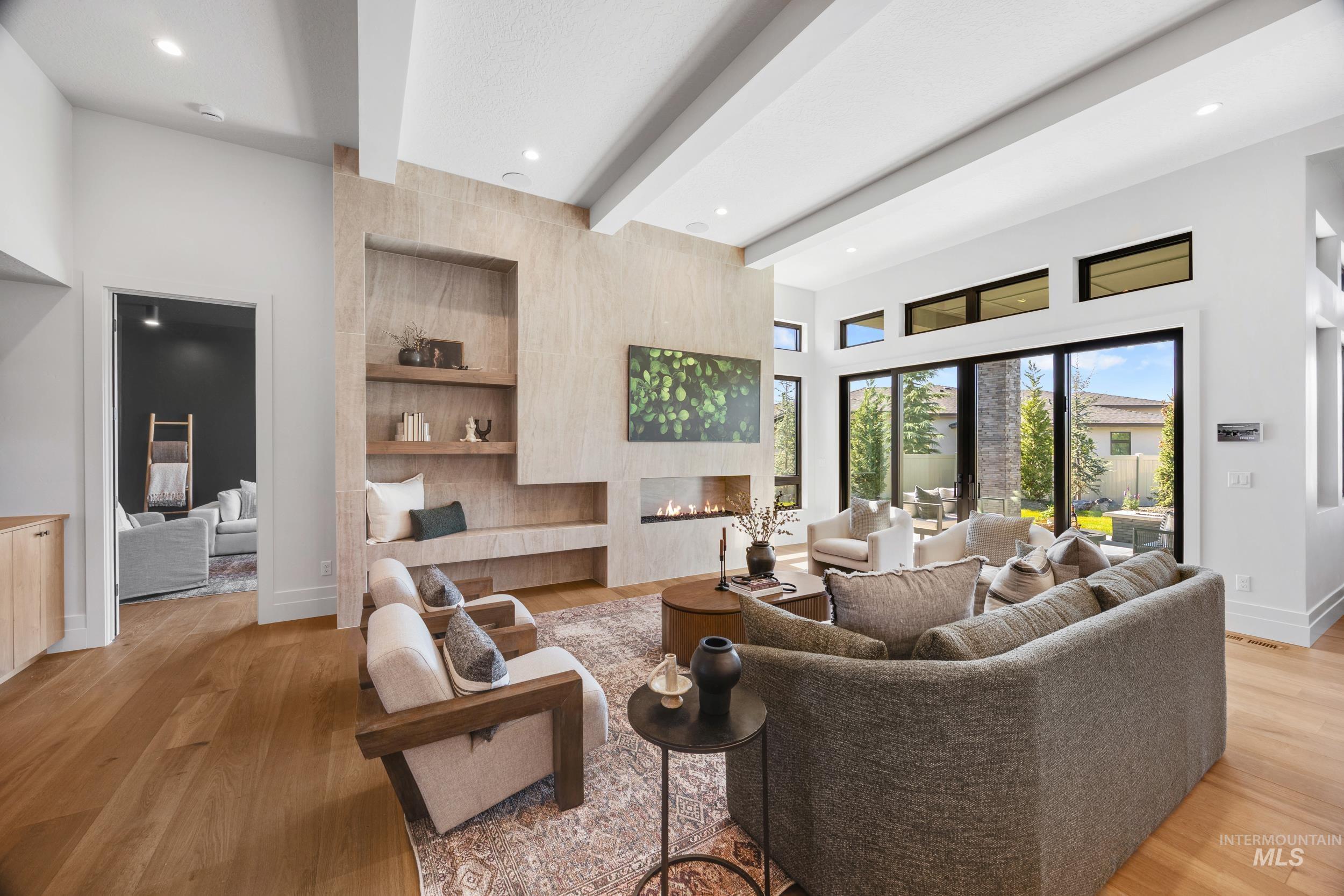 583 N Pembina Place Property Photo 5