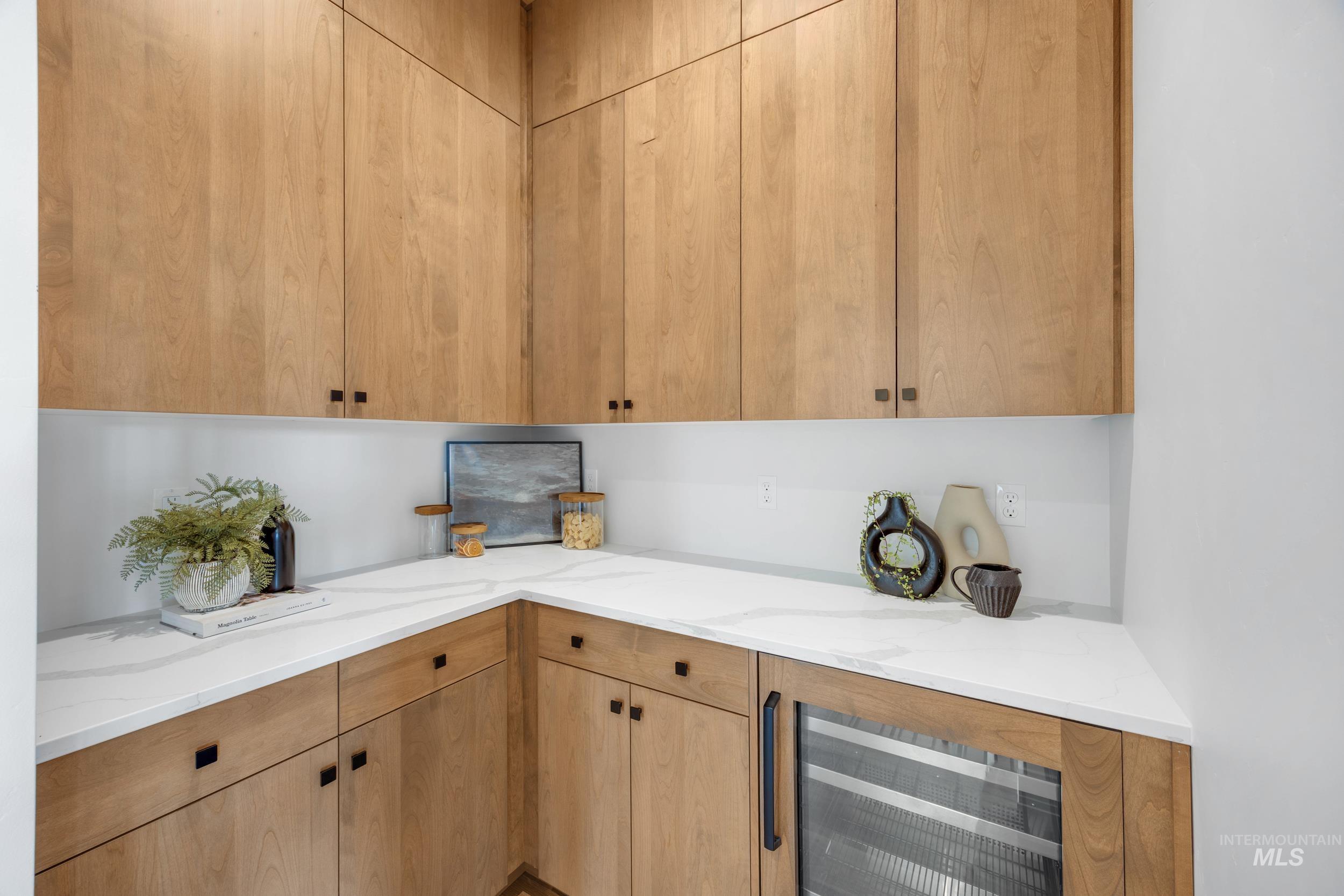 583 N Pembina Place Property Photo 22