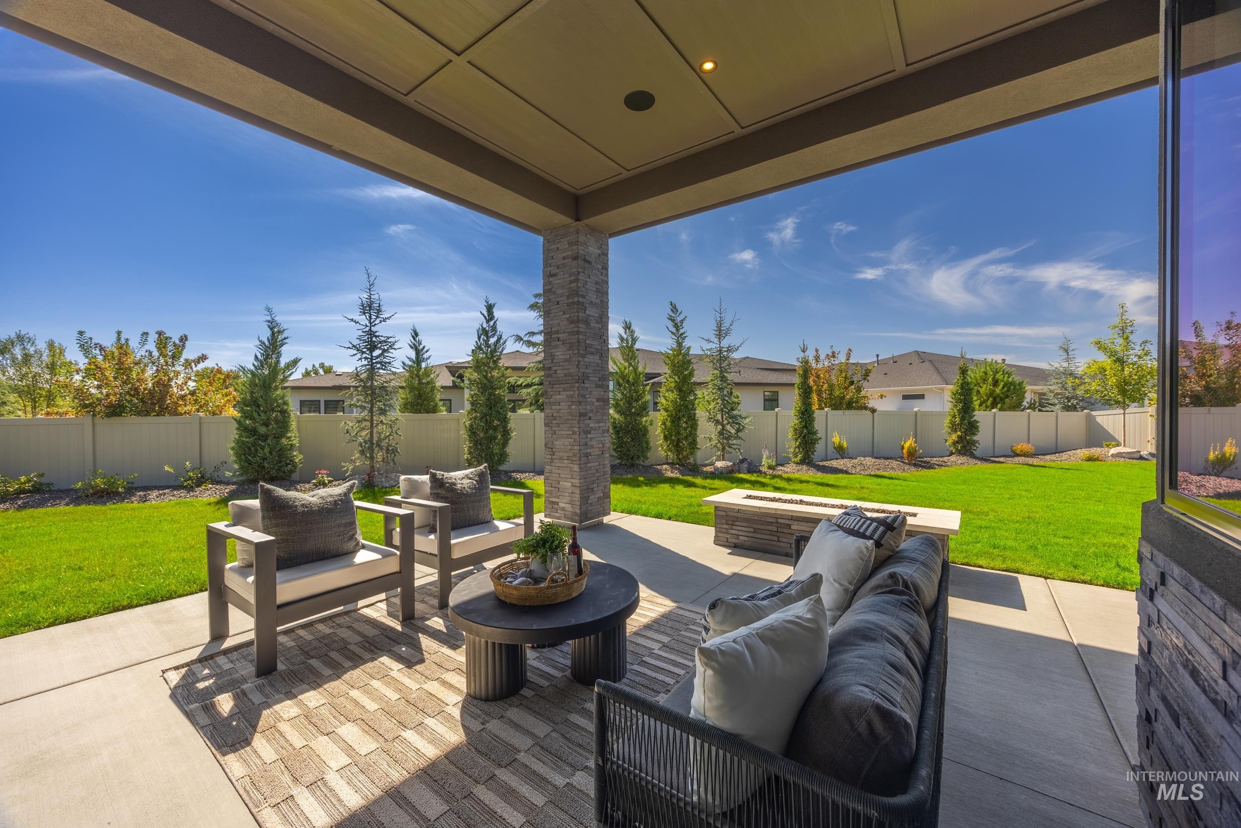 583 N Pembina Place Property Photo 43