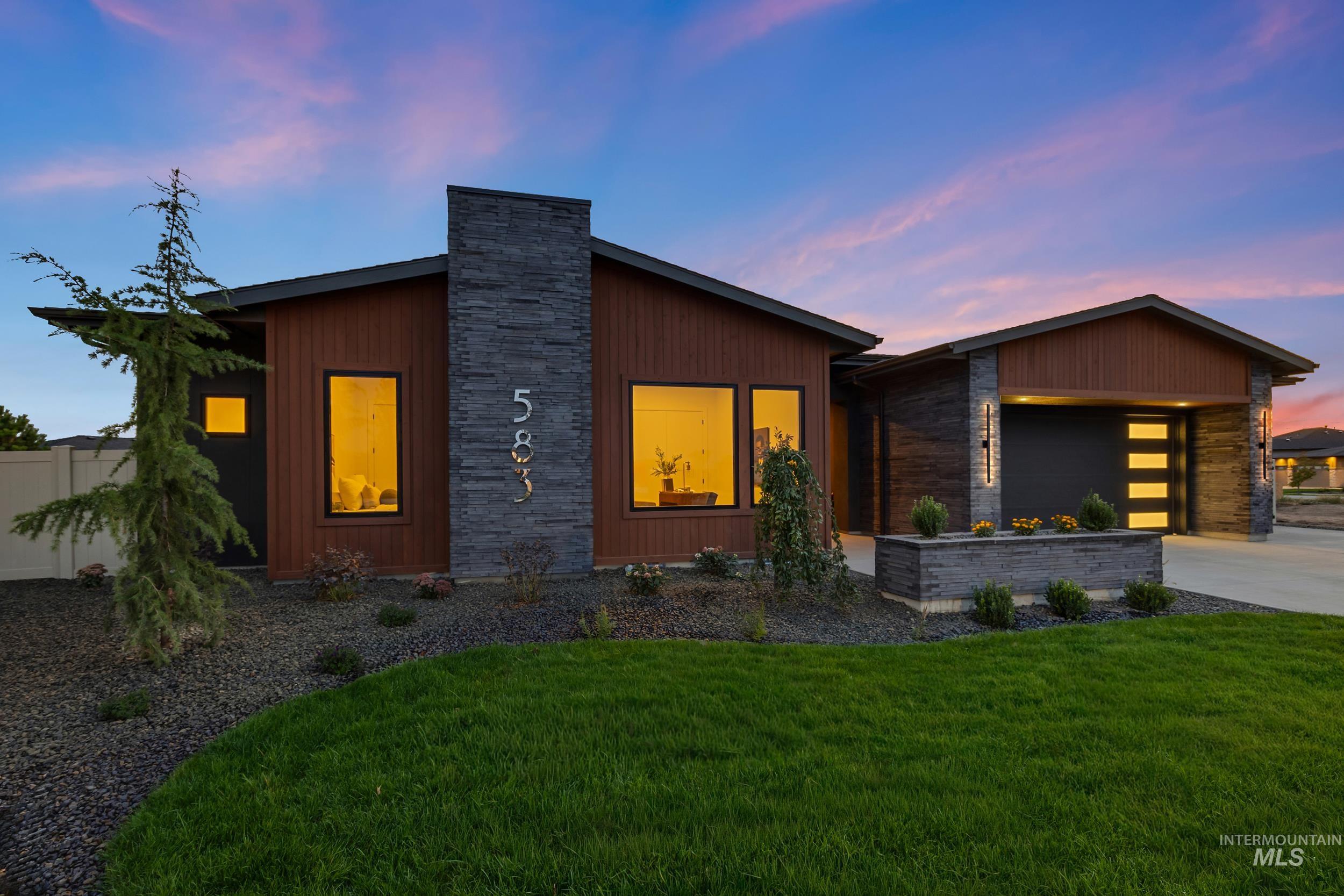 583 N Pembina Place Property Photo 47