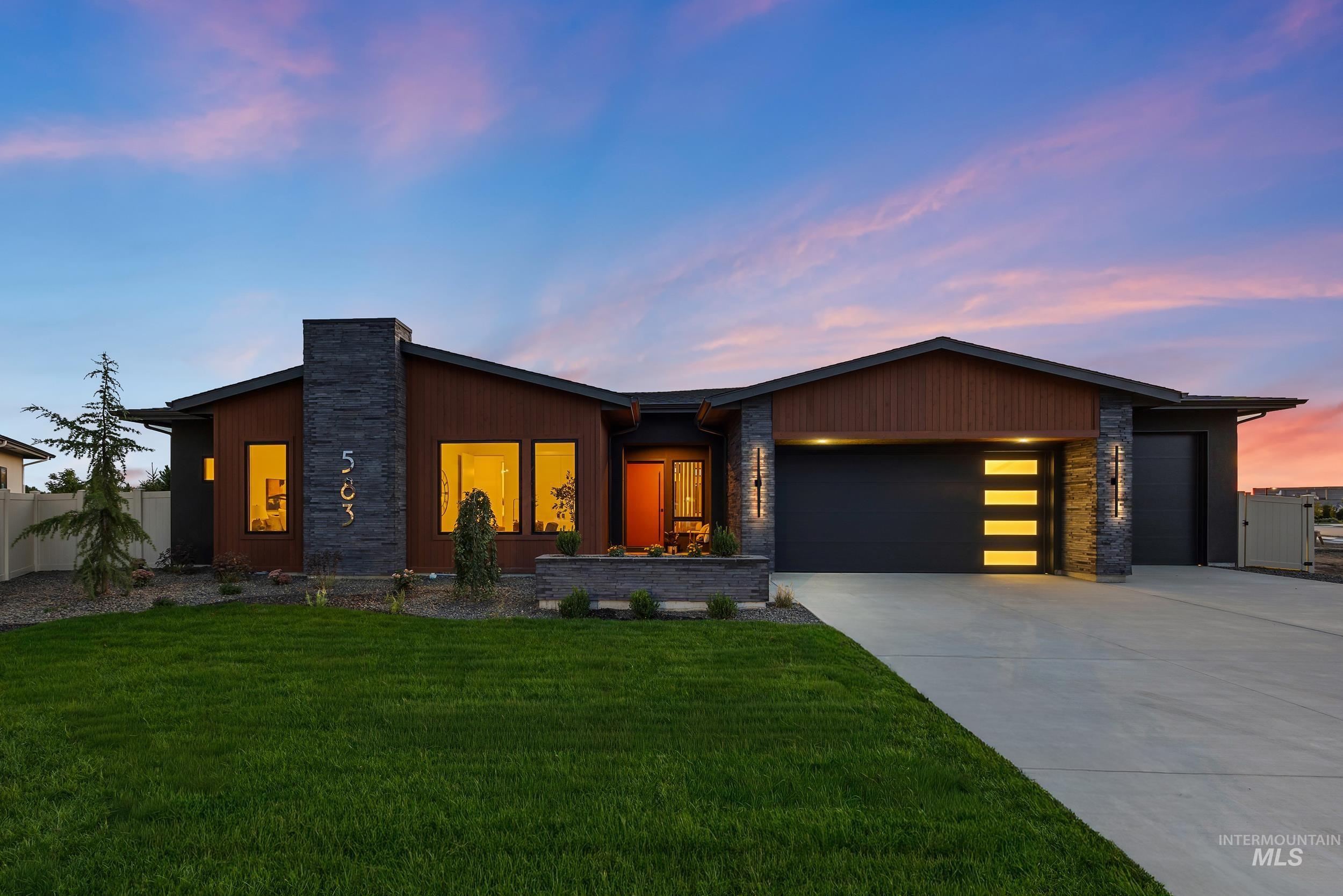 583 N Pembina Place Property Photo 48