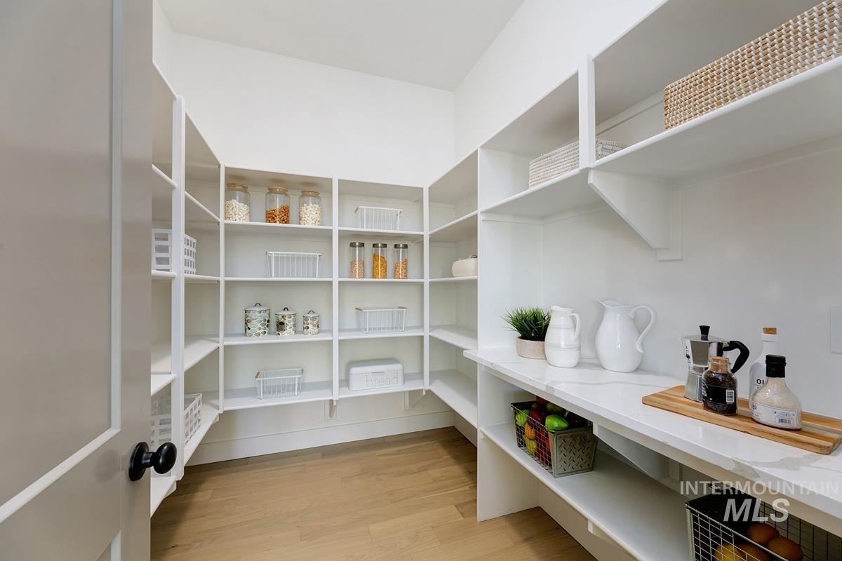 21895 Paint Ave Property Photo 10