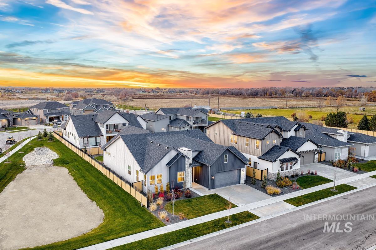 21895 Paint Ave Property Photo 24