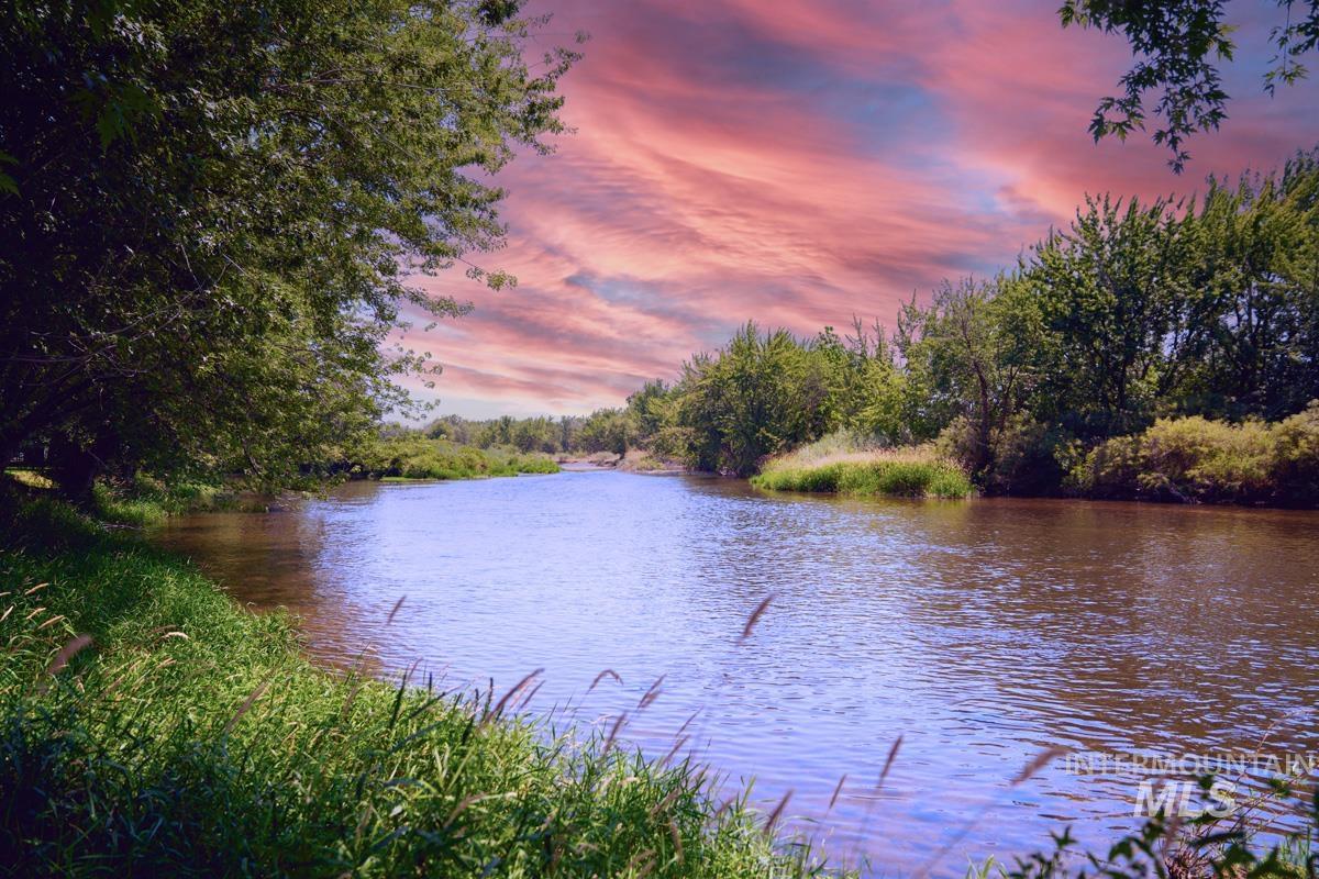 21895 Paint Ave Property Photo 25