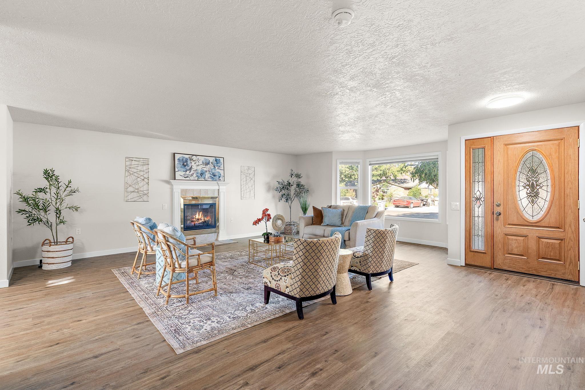 2210 Arlington Ave Property Photo 7