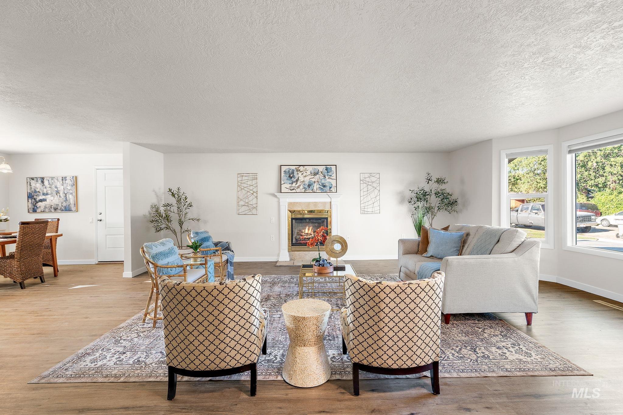 2210 Arlington Ave Property Photo 8