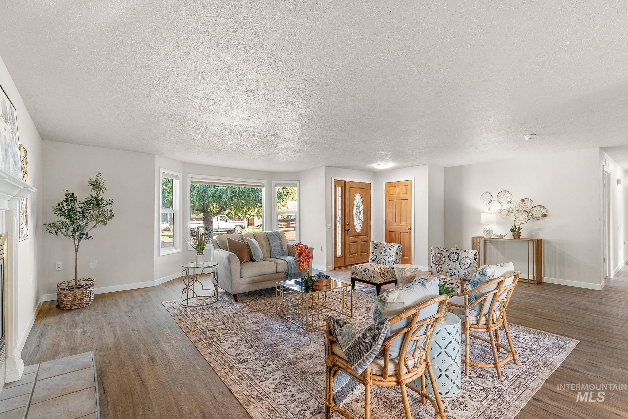 2210 Arlington Ave Property Photo 13