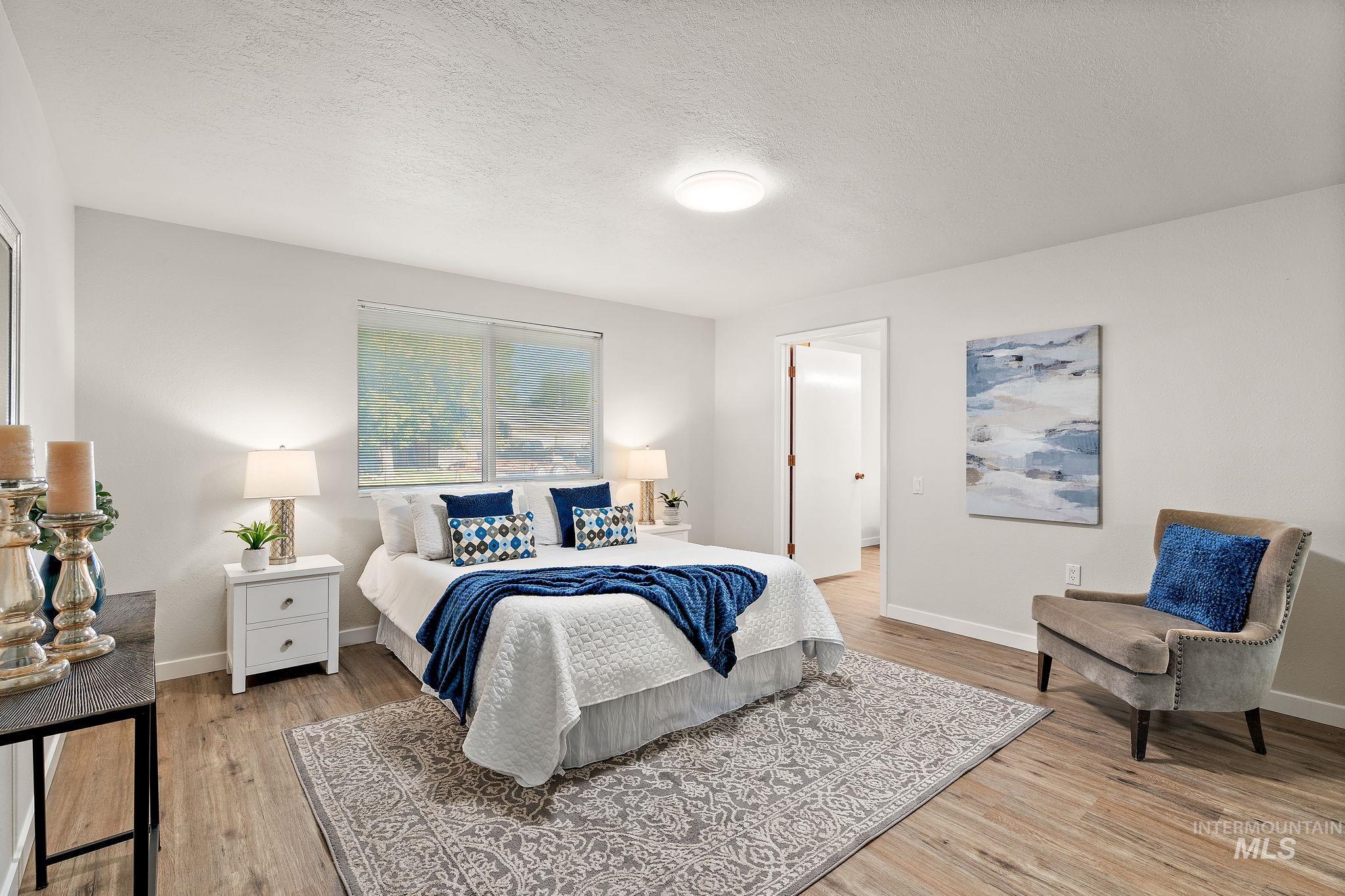 2210 Arlington Ave Property Photo 24