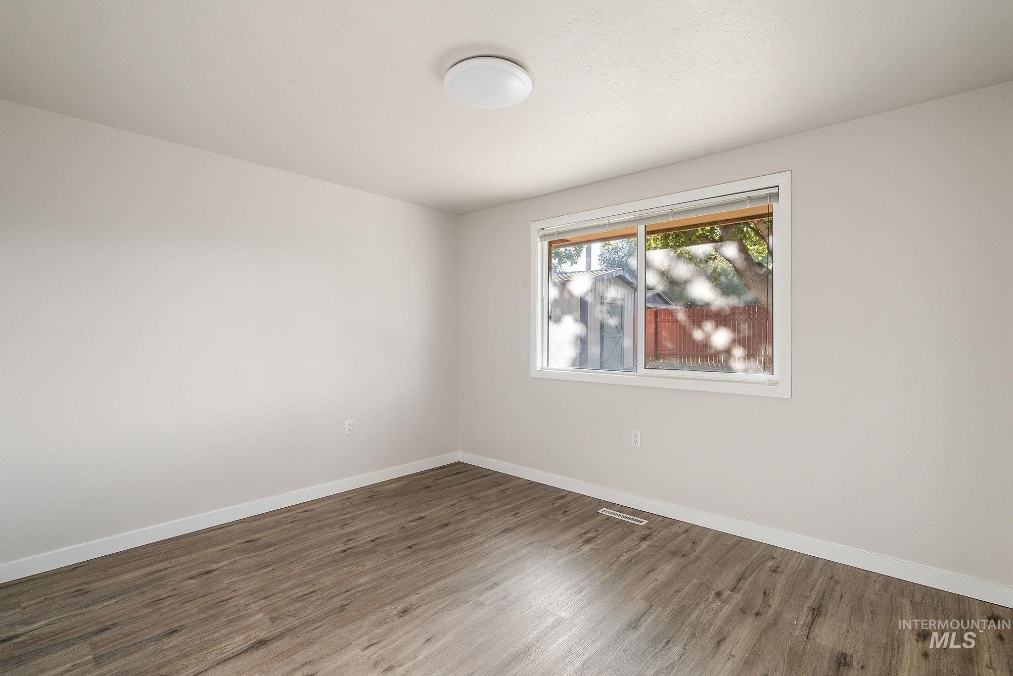 2210 Arlington Ave Property Photo 29