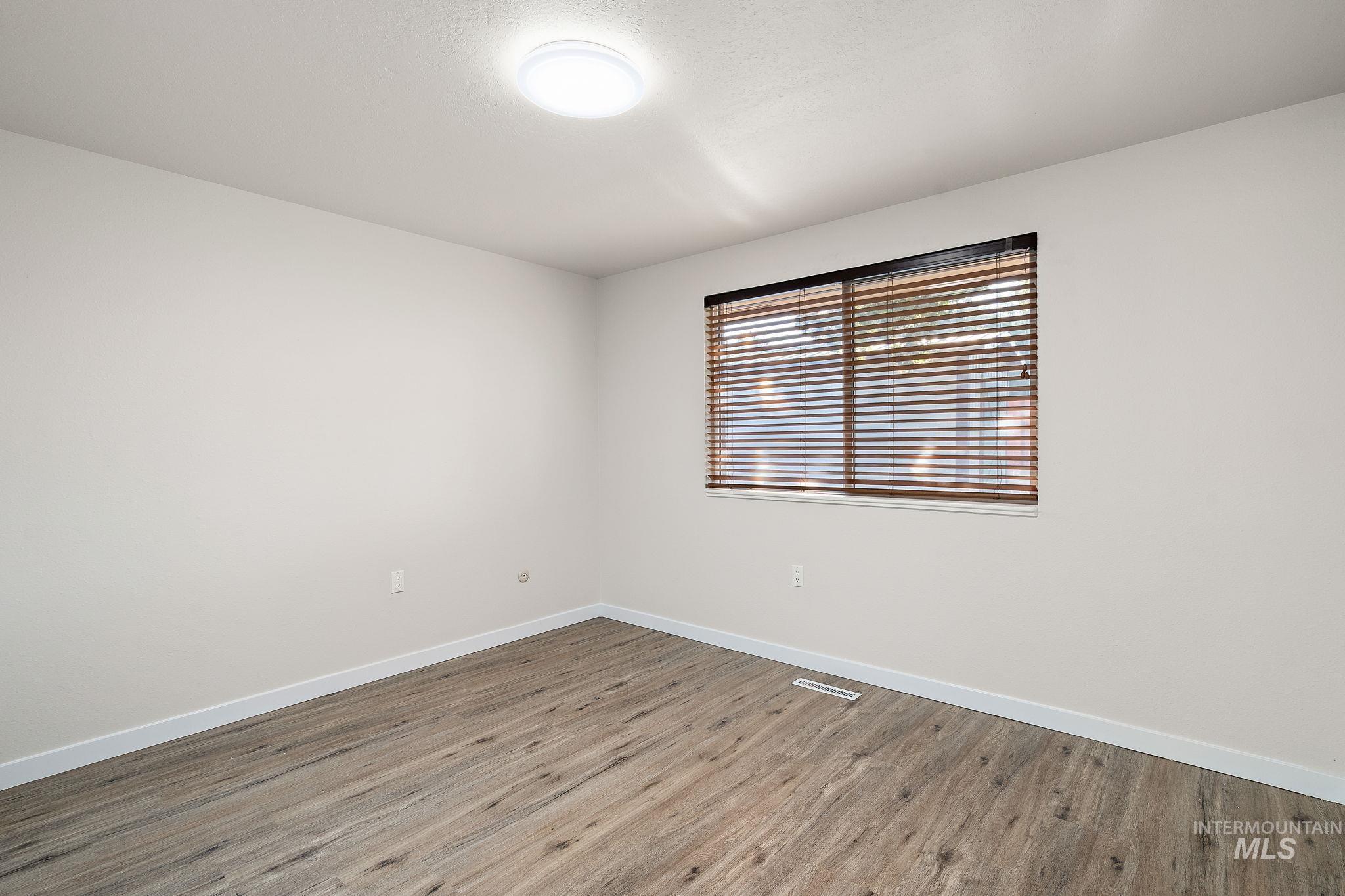 2210 Arlington Ave Property Photo 34