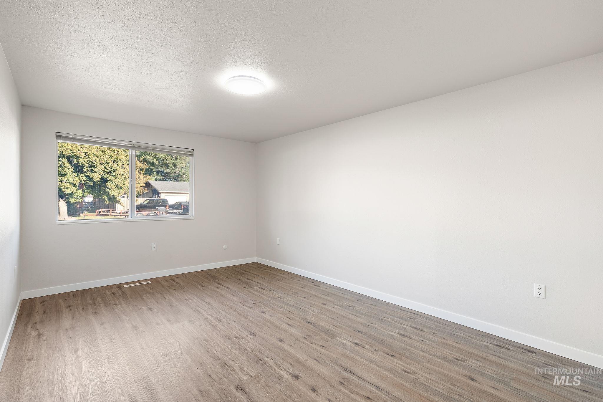 2210 Arlington Ave Property Photo 35