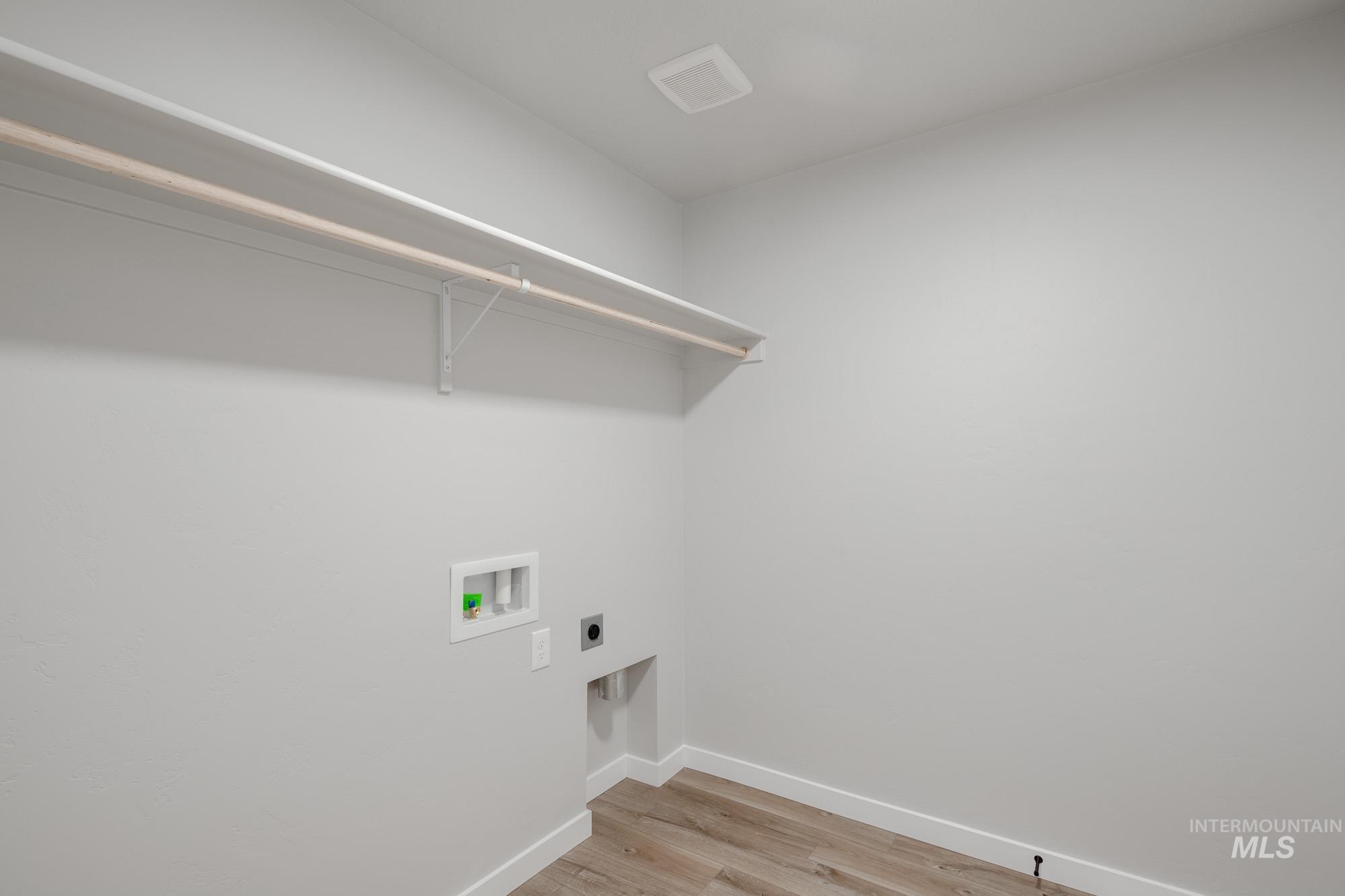 6256 W Karpathos St Property Photo 17