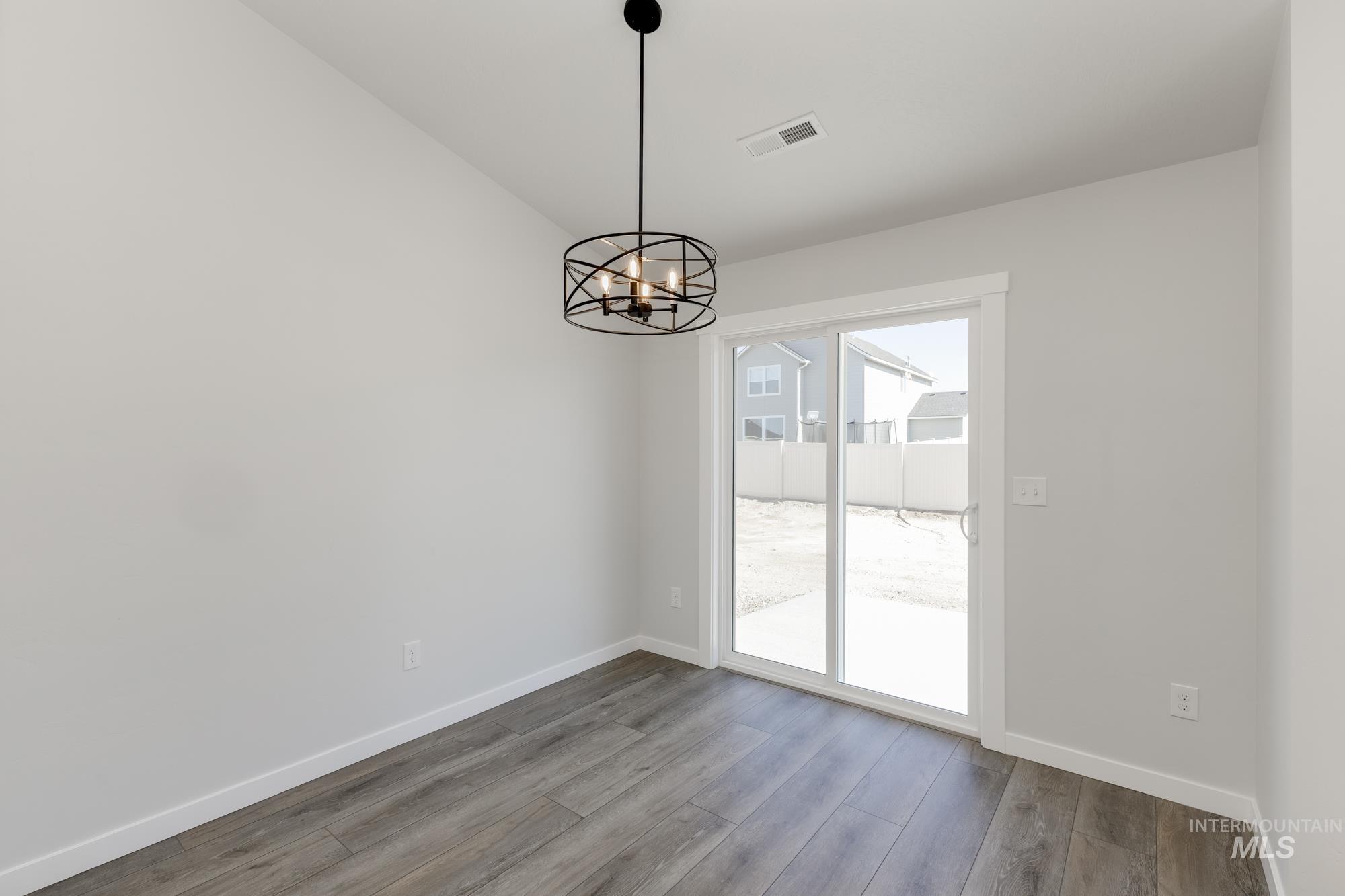 18346 N Trumpet Lily Ave Property Photo 7