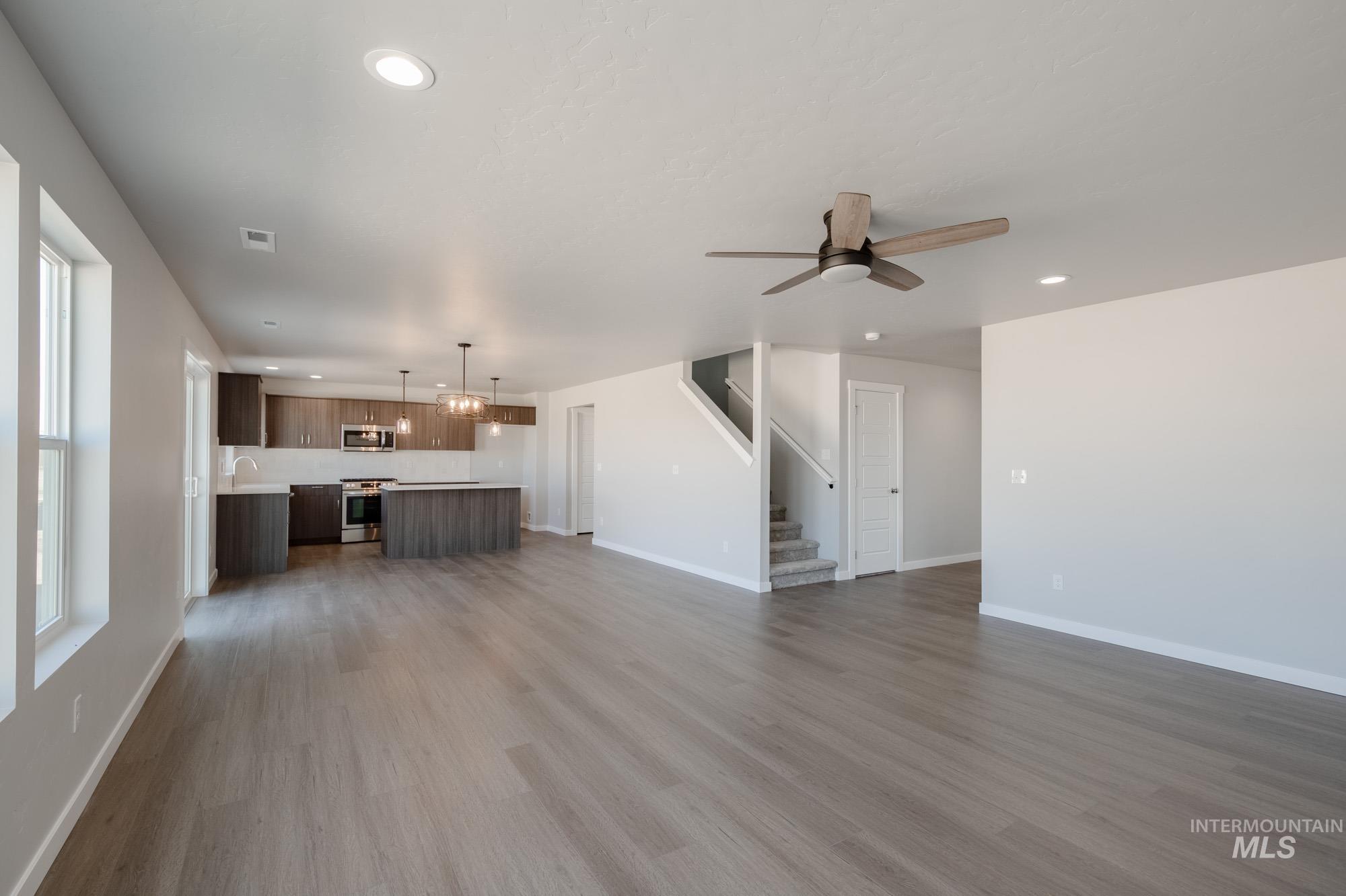 3846 W Maypearl St Property Photo 14