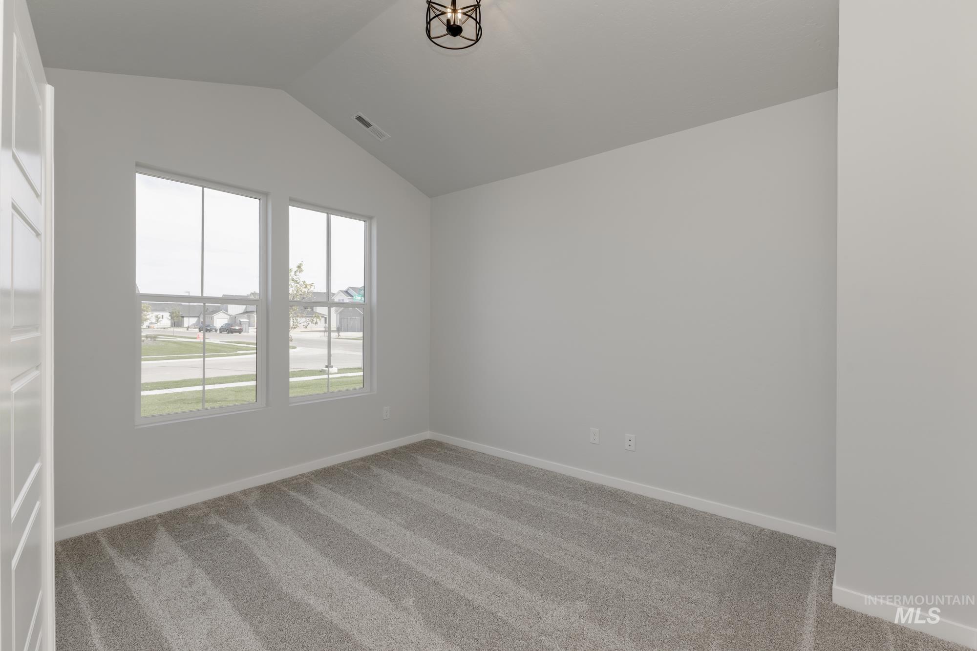 1127 E Duncan Creek St Property Photo 12