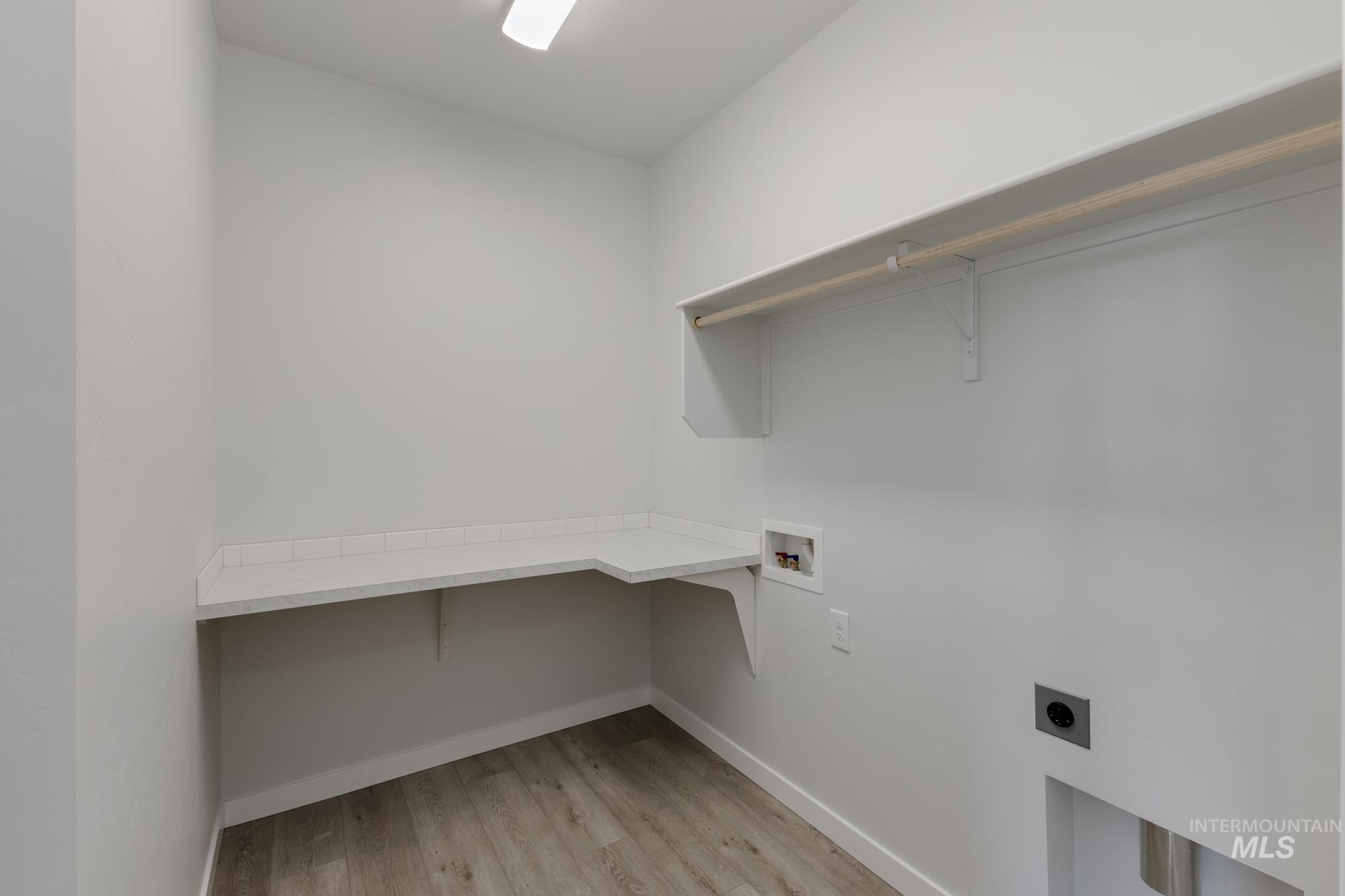 1127 E Duncan Creek St Property Photo 19