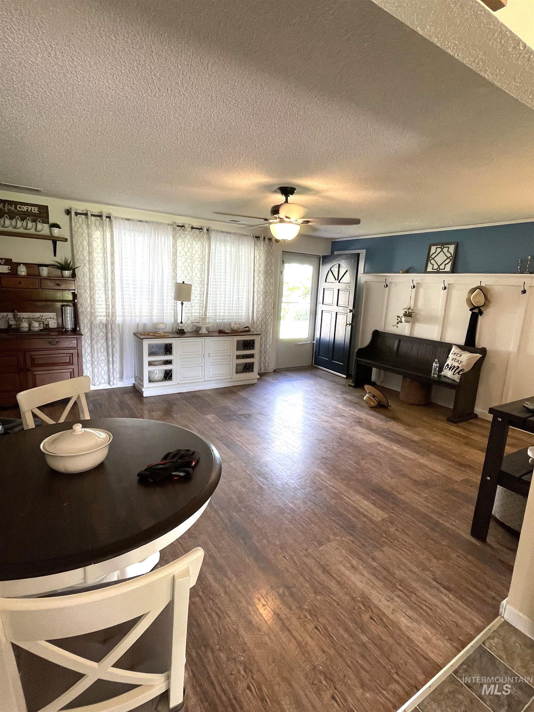 12733 Five Mile Rd Property Photo 3