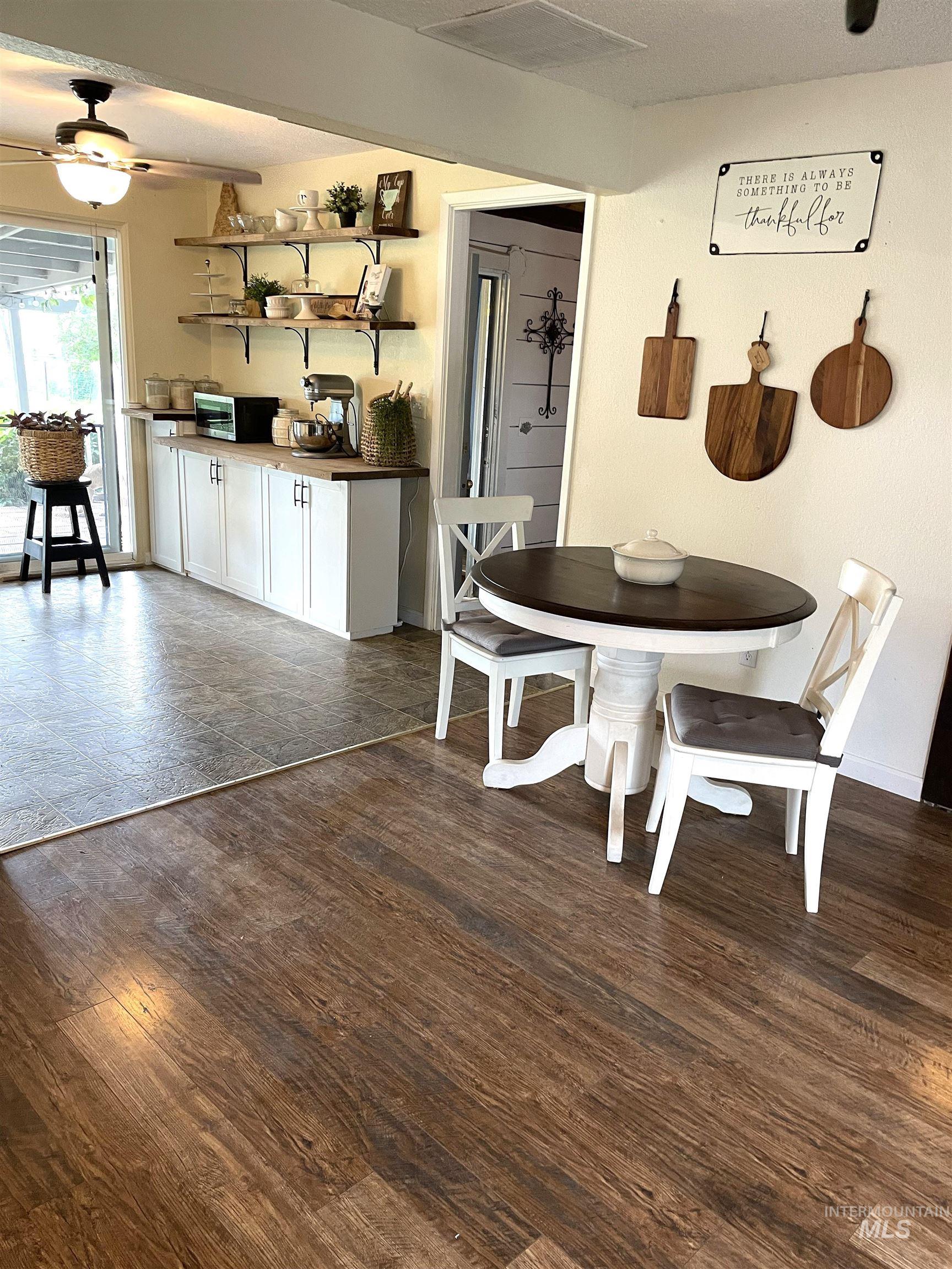 12733 Five Mile Rd Property Photo 5