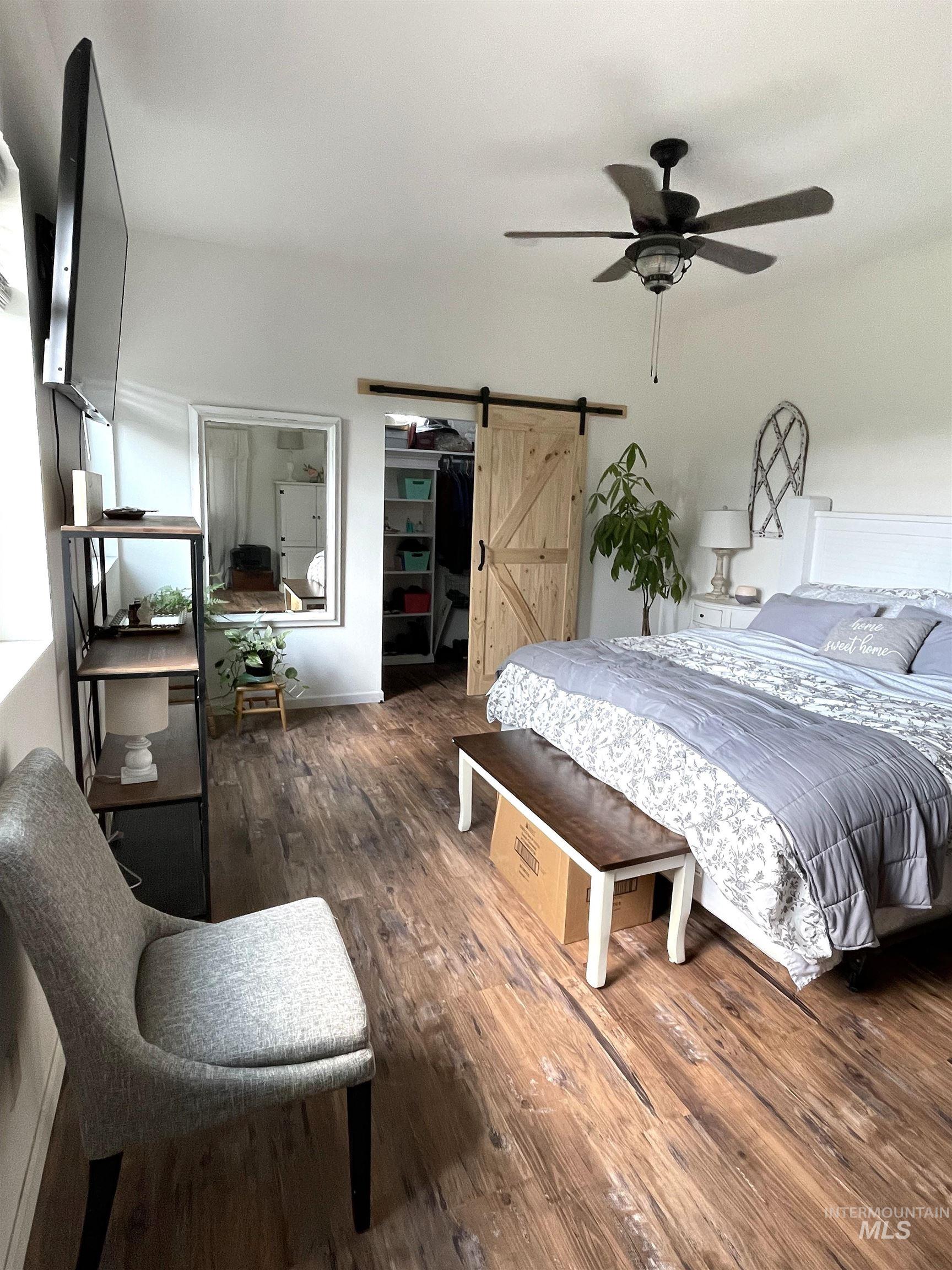 12733 Five Mile Rd Property Photo 12