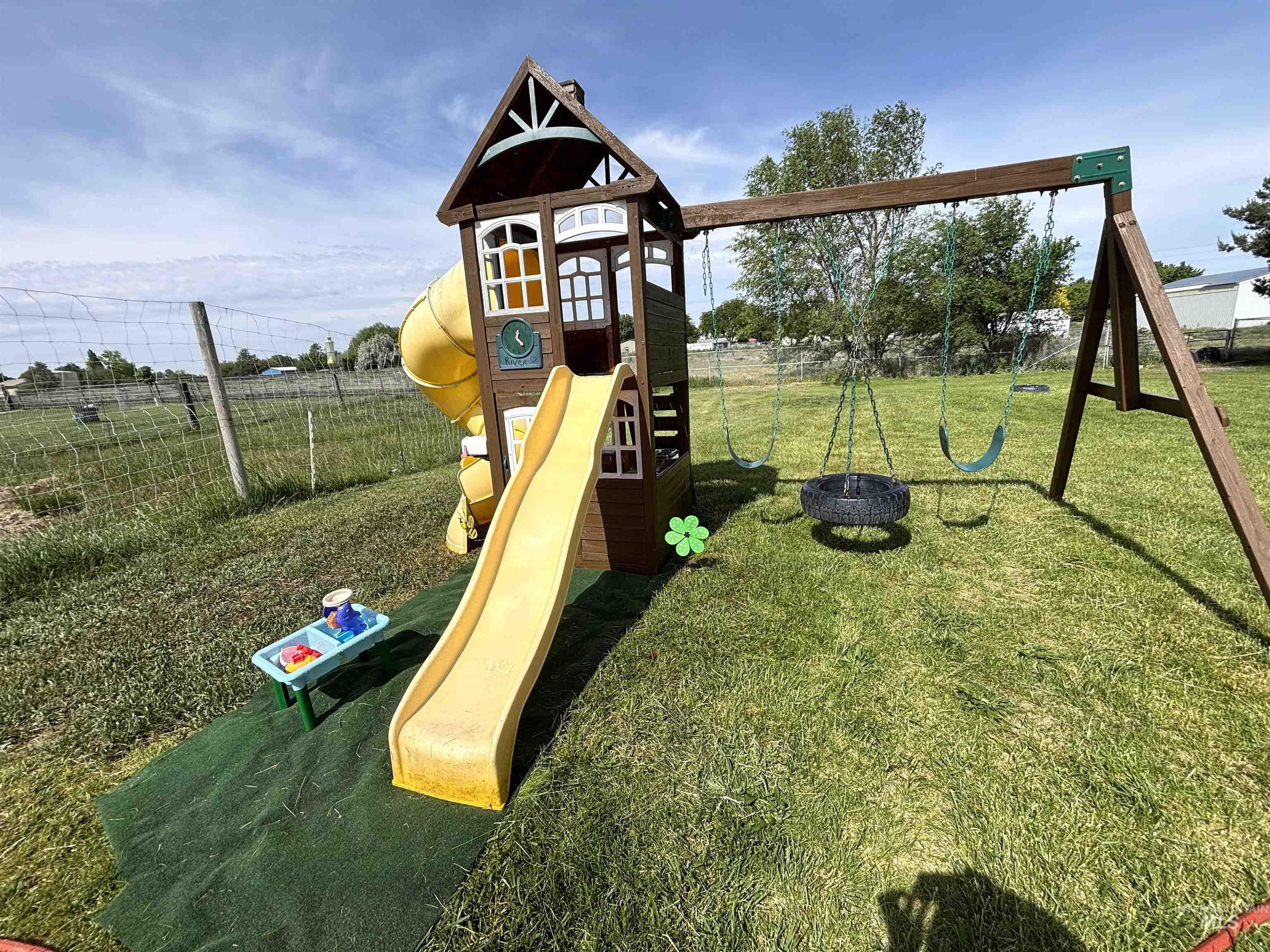 12733 Five Mile Rd Property Photo 20