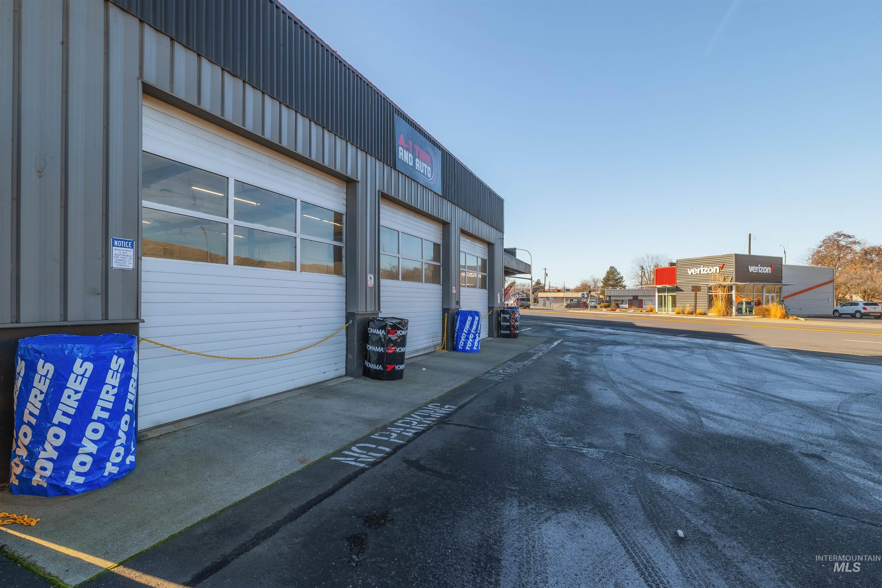 519 Diagonal Street Property Photo 5