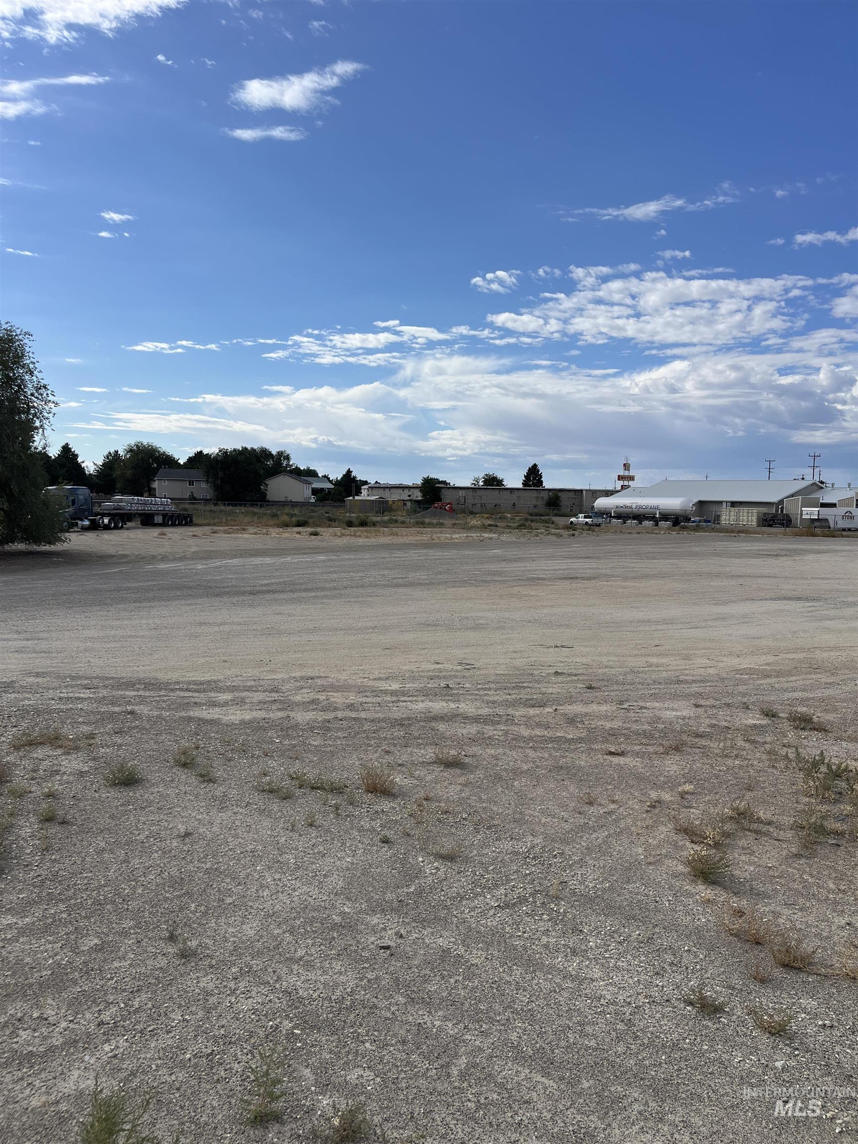 960 Sunset Strip Property Photo 8