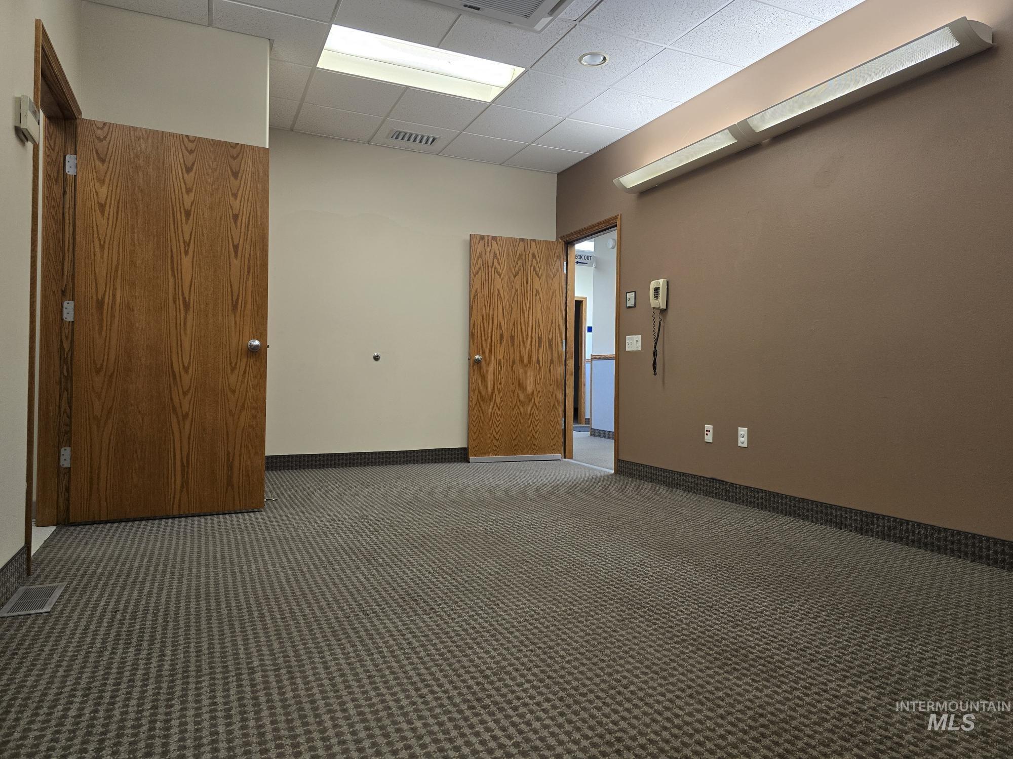 414 Shoup Ave. W. Property Photo 1