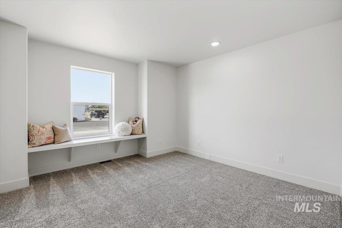 1504 Tverdy Lane Property Photo 6