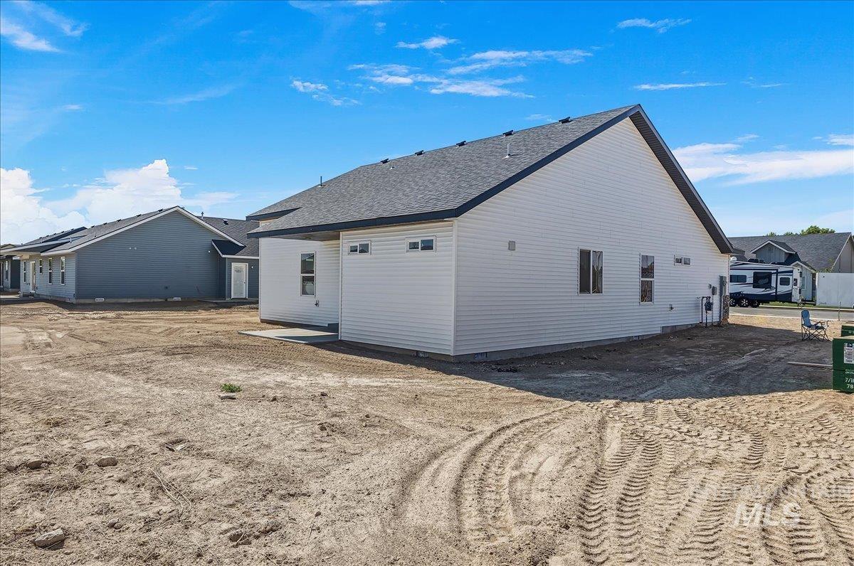1504 Tverdy Lane Property Photo 12