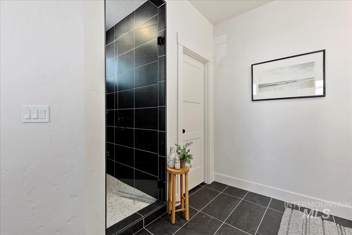 4707 N Alameda Creek Ave Property Photo 9