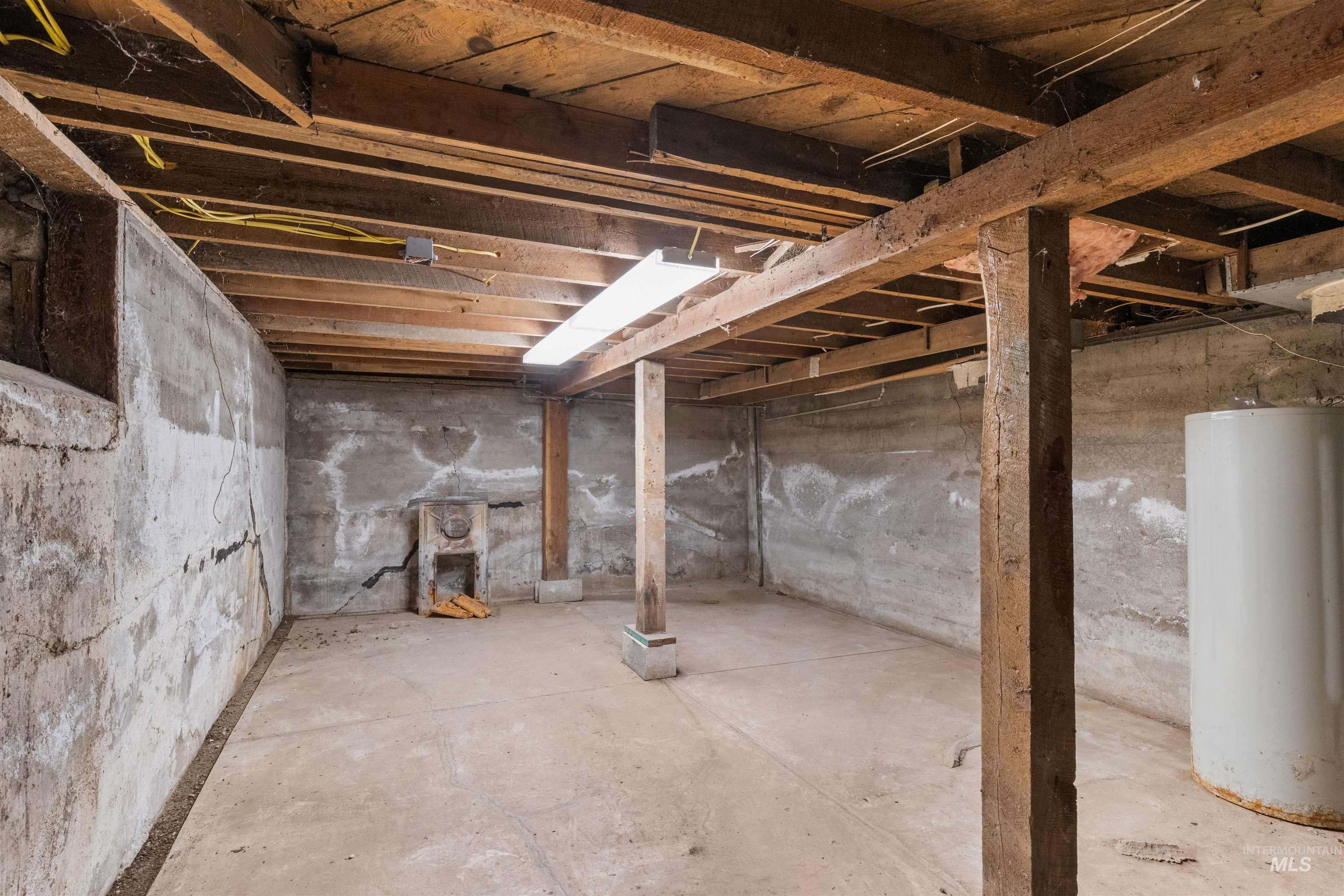 812 E Main Street Property Photo 21