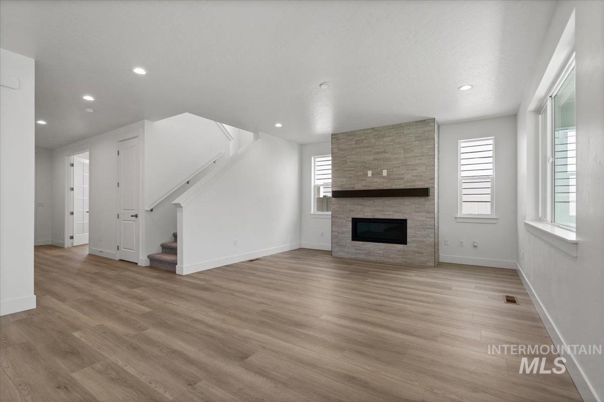 2311 N Silver Wolf Pl Property Photo 8