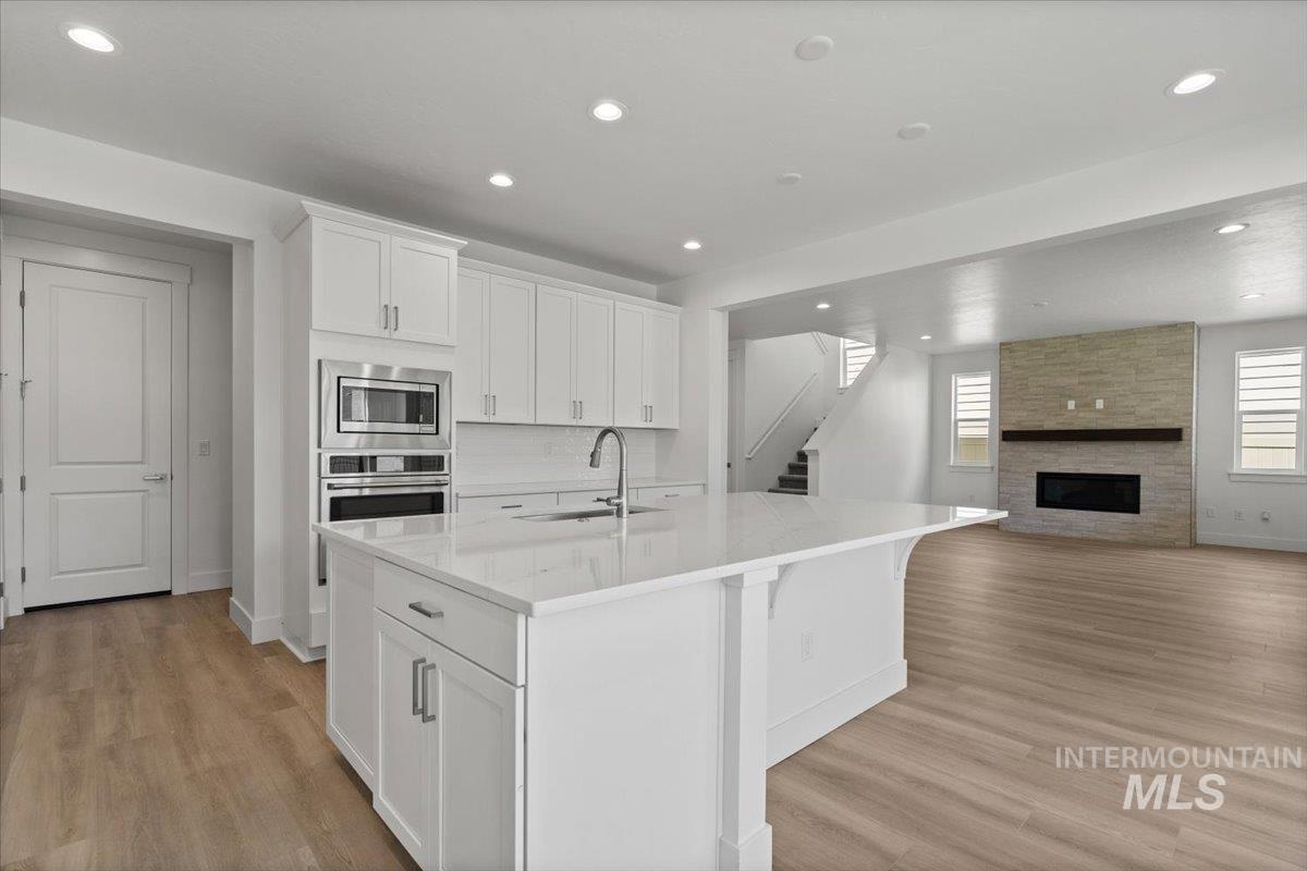 2311 N Silver Wolf Pl Property Photo 14