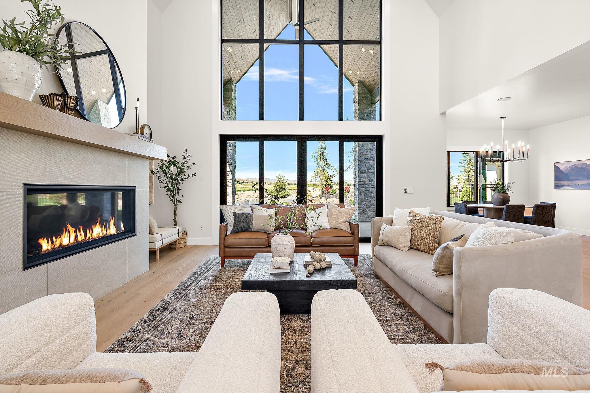 3402 N Mayberry Way Property Photo 3